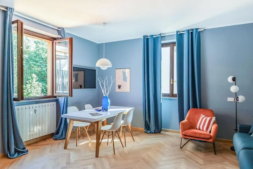 Apartament Tres Chic In The Heart Of Mediolan
